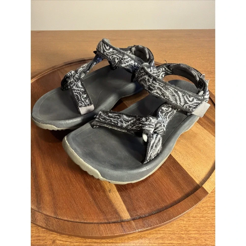 Teva Hurricane XLT 2 Kids Sandals Size 13 Waves Mood Indigo Black Hiking Strappy